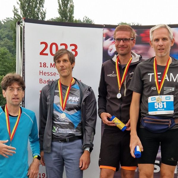 SWP CityLauf 2023 - Siegerehrungen & Spendenübergabe