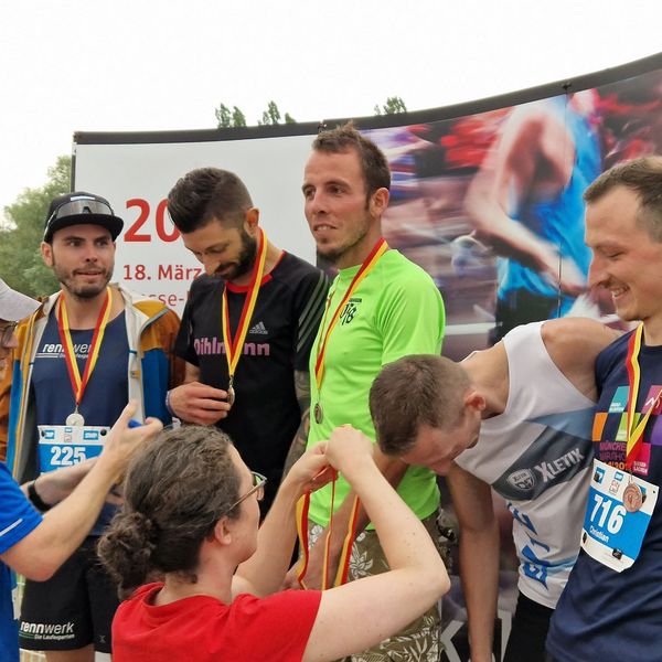 SWP CityLauf 2023 - Siegerehrungen & Spendenübergabe