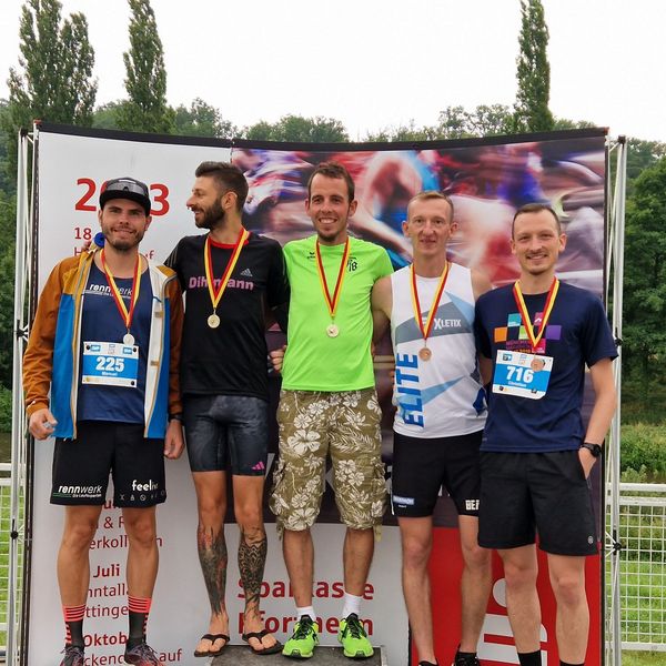 SWP CityLauf 2023 - Siegerehrungen & Spendenübergabe