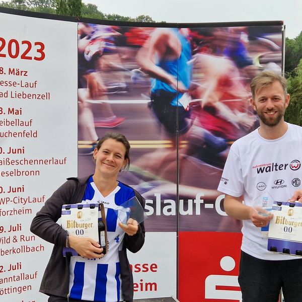 SWP CityLauf 2023 - Siegerehrungen & Spendenübergabe